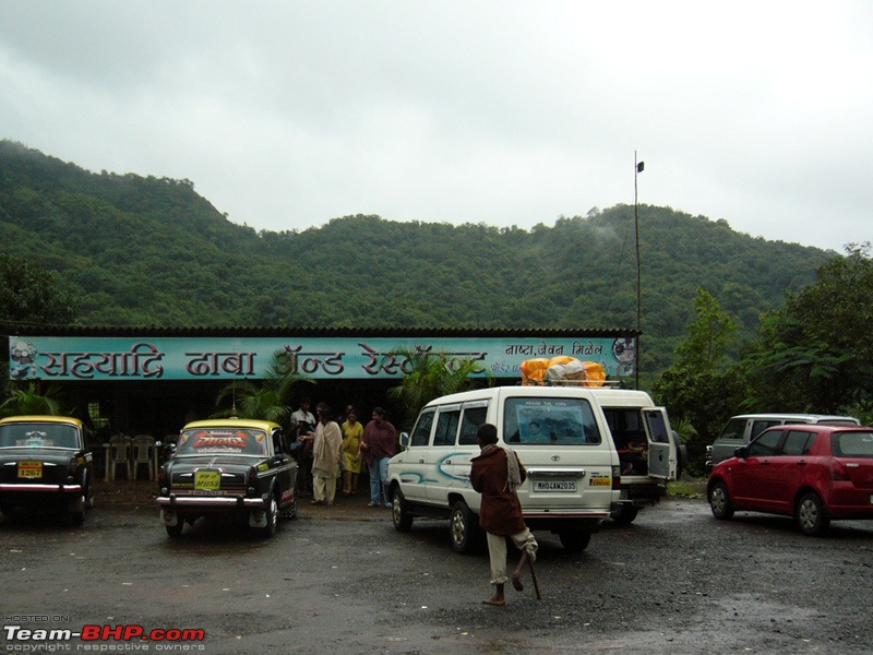 Pics : Mumbai - Mahabaleshwar - Panchagini - 24th July 2009.-q.jpg