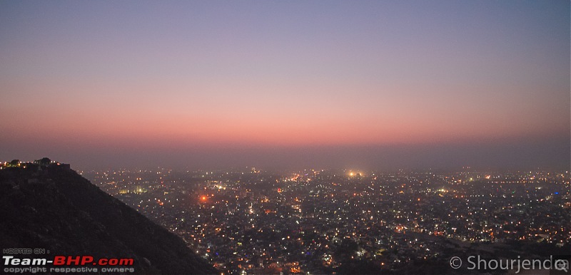 Jaipur - A short but awesome trip-view-nahargarh.jpg