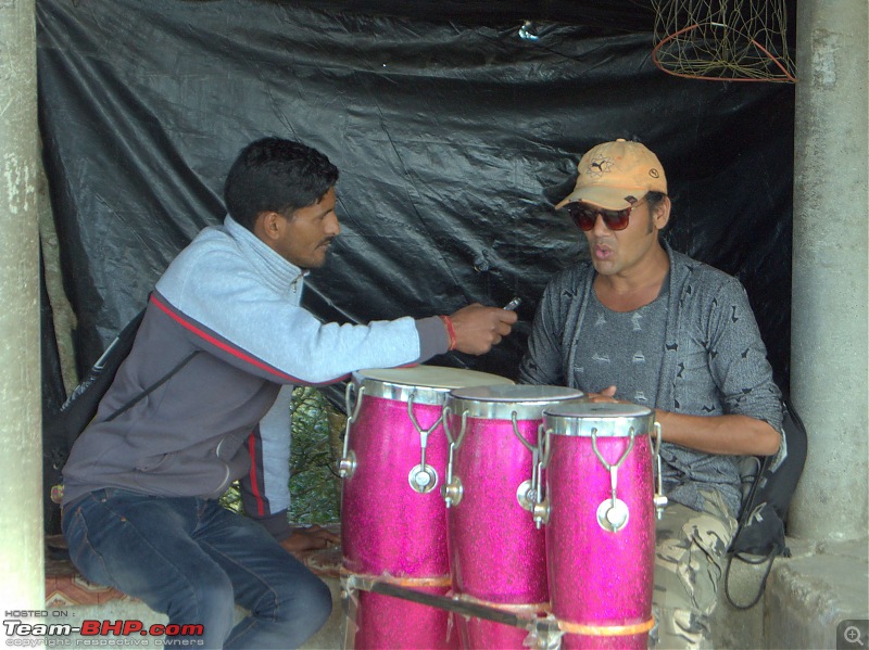 The Red One (TRO) Travels: Mukteshwar & Uttarakhand | Our Brass Journey-folk-singer-mukteshwar.jpg