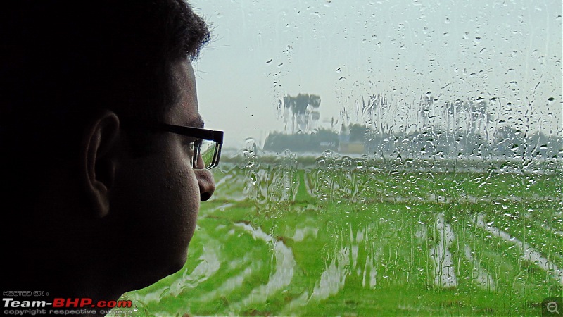 Soul of a Solivagant: Rain, roads, sky, fields & people down South India-dsc00373.jpg