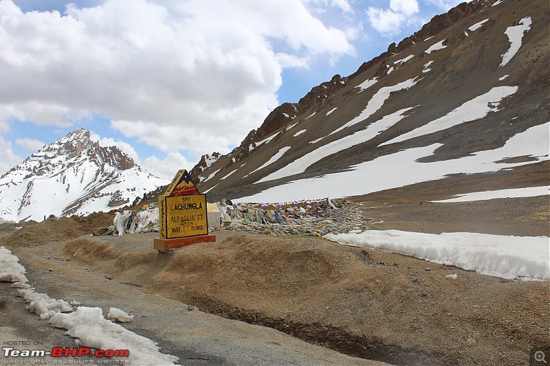 Ladakh: Four Idiots & One XUV500-537.jpg