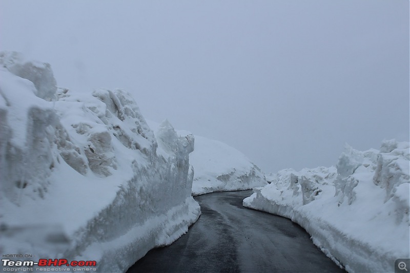 Ladakh: Four Idiots & One XUV500-608.jpg