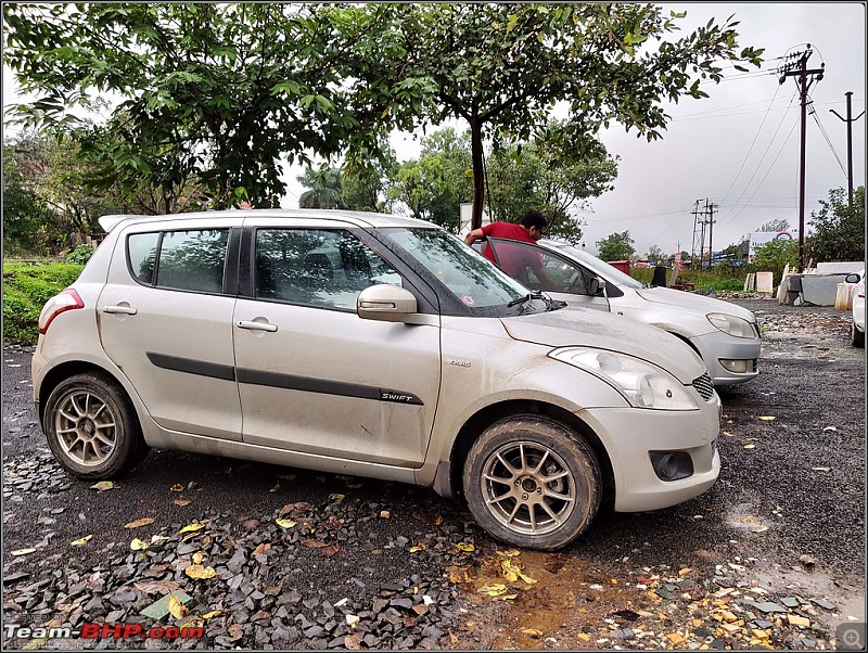 We chase the rains again, 8 cars, 2000 km : Monsoon Drive in Western Maharashtra-lunch-2.jpg