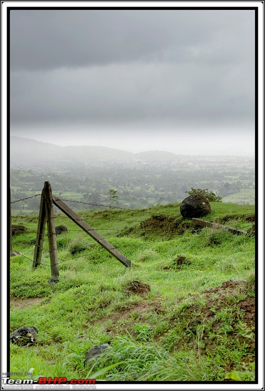 We chase the rains again, 8 cars, 2000 km : Monsoon Drive in Western Maharashtra-28bordermaker.jpg