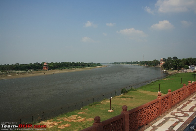 The Elantra does it again: 6233 km, 9 States, 18380 feet above sea level. Spiti, Ladakh & more-yamuna_02.jpg