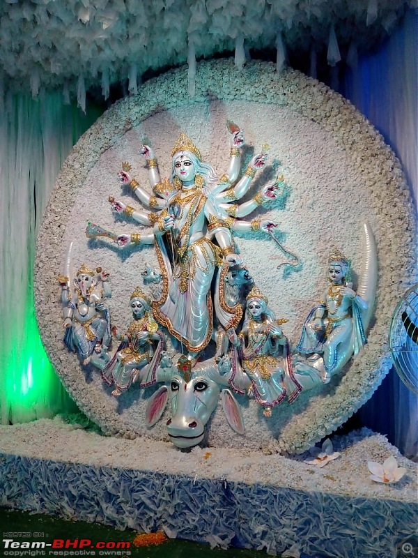 Durga Puja Diaries : A guide to the city with a soul, Kolkata-whatsapp-image-20181023-11.35.26-am.jpeg