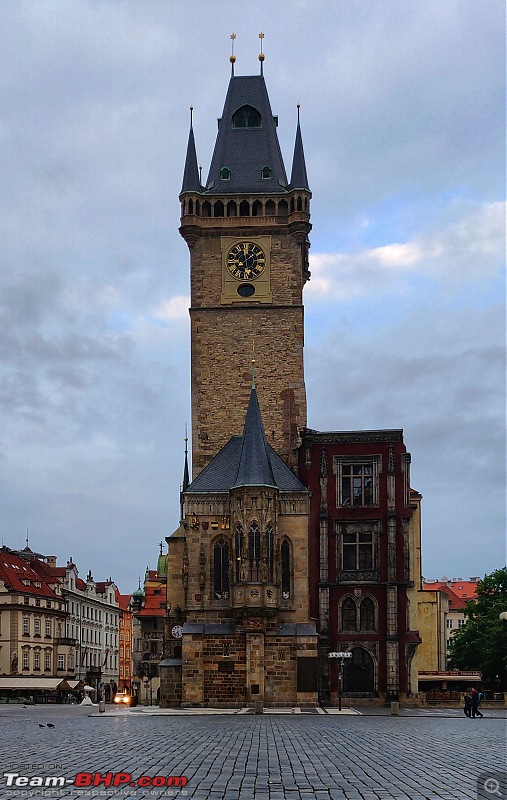 Prague: An early morning stroll in Old Town Square & Charles Bridge-hs4.jpeg