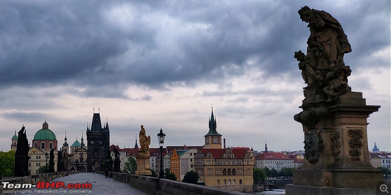 Prague: An early morning stroll in Old Town Square & Charles Bridge-hs33.jpeg