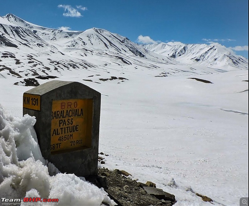 Jammu & Kashmir road trip in an Audi Q5 - 24 days, 7 snow clad mountain passes and 3600 km-baralacha-la-2_edited.jpg