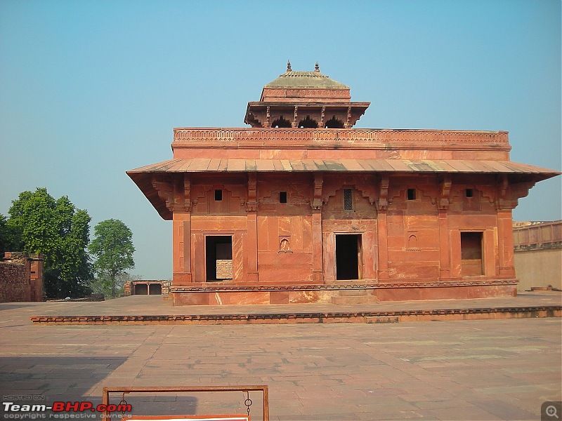 Agra, Fatehpur Sikri & Jhansi in a Maruti 800-9.jpg