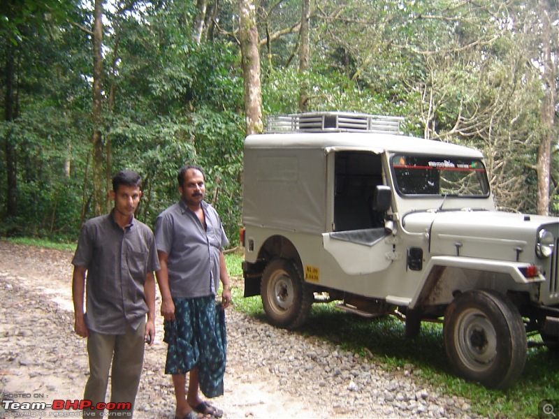 4 men, a xylo and trekking in silent valley-our-guide-driver-mahindra-2wd.jpg