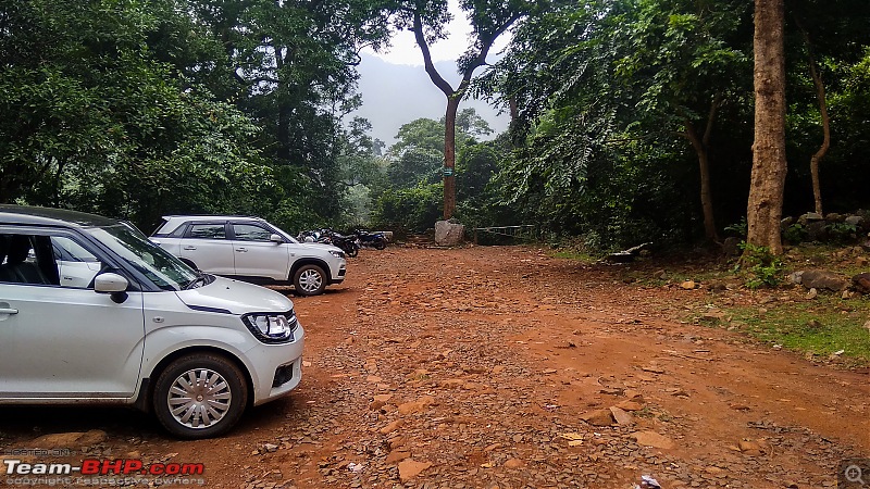 Road-trip to Odisha - A 2200 km drive-dev-parking.jpg