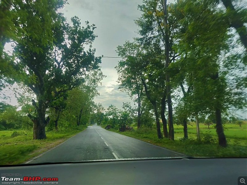 Drive to Scenic Massanjore & Serene Shantiniketan. EDIT: 2022 visit updates-05.-jharkhand-roads-lush-green-narrow.jpg