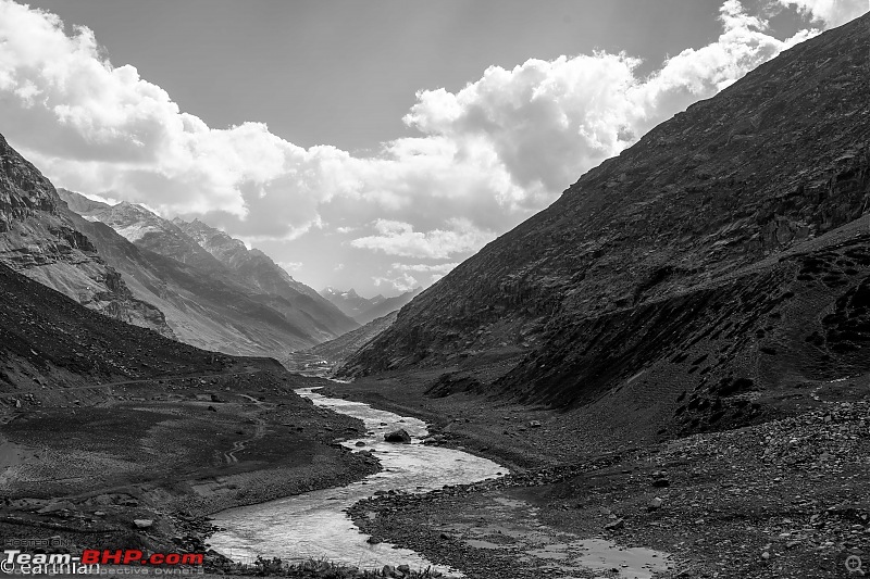 A drive to the Valley of the Gods : In a Mercedes GLE-way-rohtang-pass12.jpg