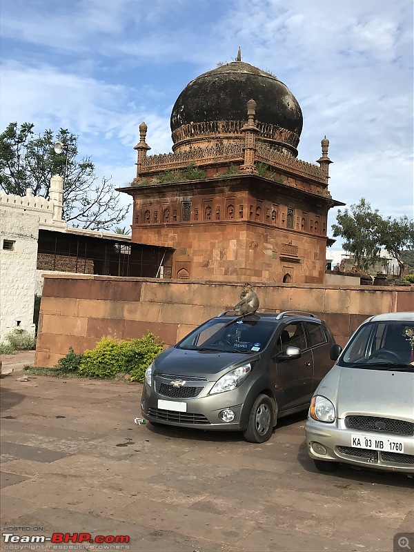 Enjoying ancient architecture over a coffee and at a beach - 2000 km across North Karnataka-img_0540.jpg