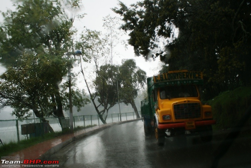 An incredible road trip to Velankanni, Kodaikanal and Ooty-b-lake-side-5.jpg