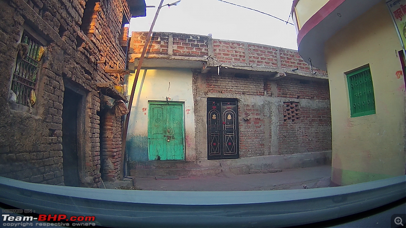 Lost in Varanasi - An Innova Crysta Venture-03-narrow-road.png