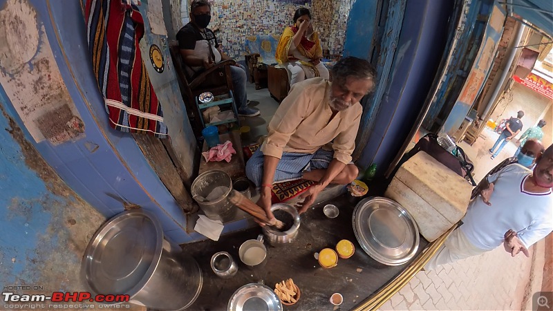 Lost in Varanasi - An Innova Crysta Venture-30-blue-lassi-making.jpeg