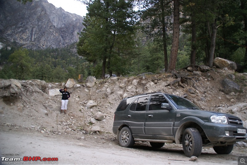 The Himachal Tribal Circuit - 2009-07-wife-hiking.jpg