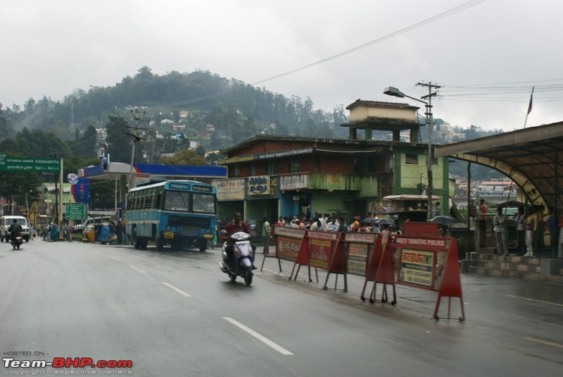 An incredible road trip to Velankanni, Kodaikanal and Ooty-g-ooty-entrance_bus-stop.jpg