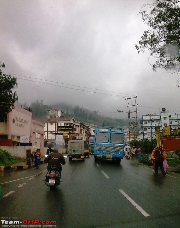 An incredible road trip to Velankanni, Kodaikanal and Ooty-b-express-bus.jpg