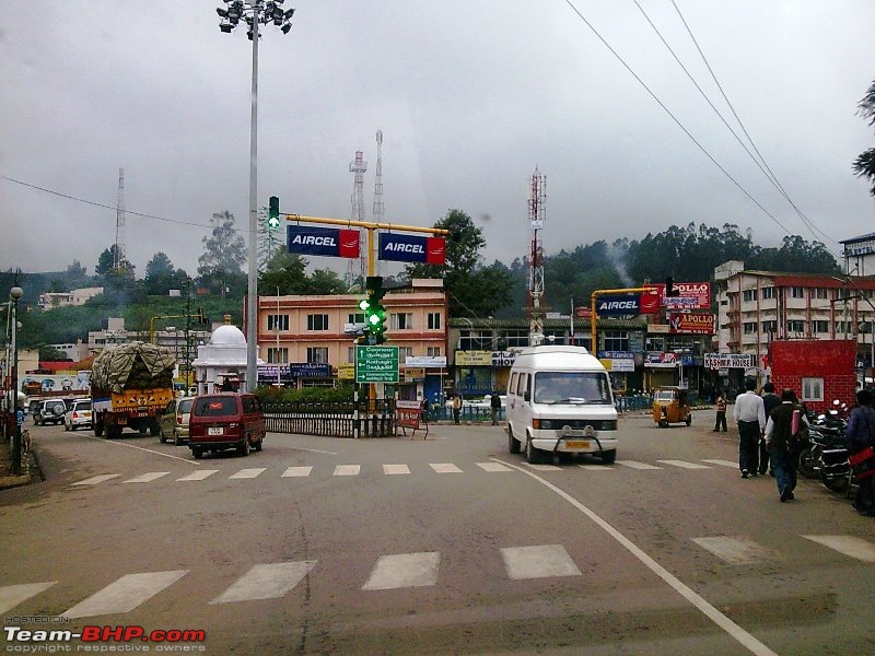 An incredible road trip to Velankanni, Kodaikanal and Ooty-i-city-centre_traffic-signal.jpg