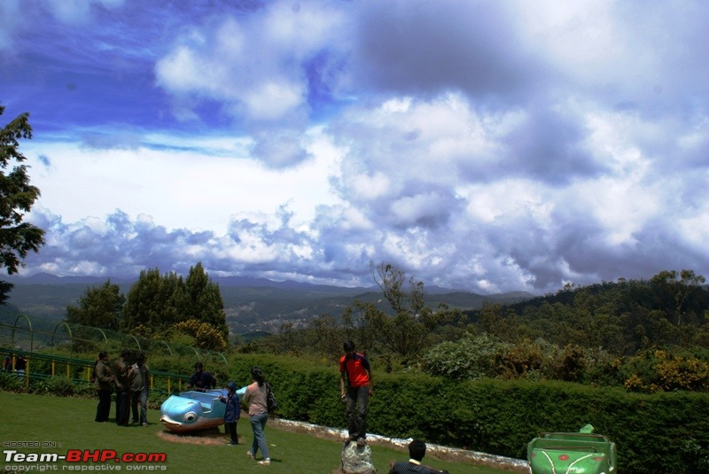 An incredible road trip to Velankanni, Kodaikanal and Ooty-g-clouds-doddabetta_a-small-park-peak.jpg