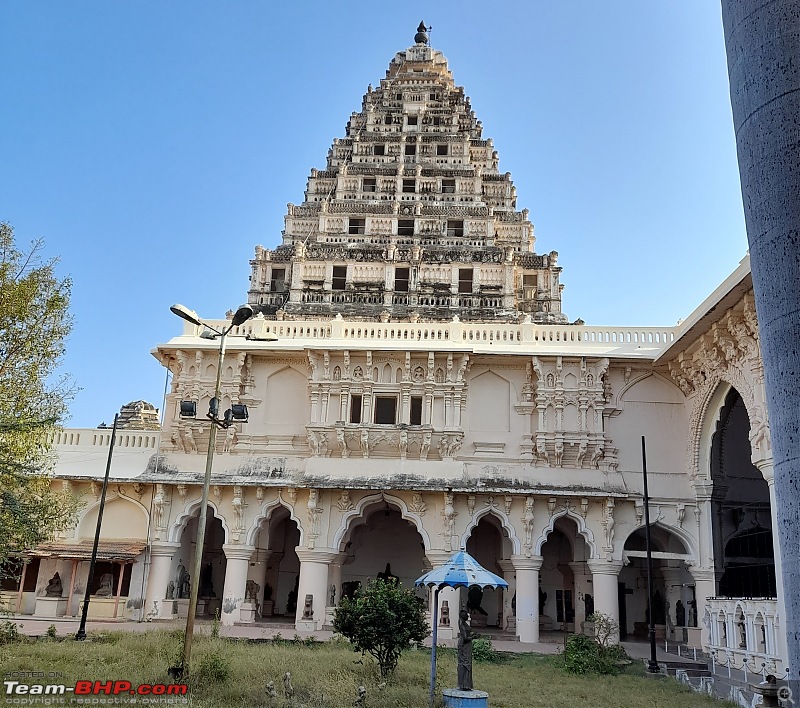 Baloo & I: Reset at an Ashram, and drive into the glorious past of the Chola empire-part4-pic16-gopura-like-structure.jpg