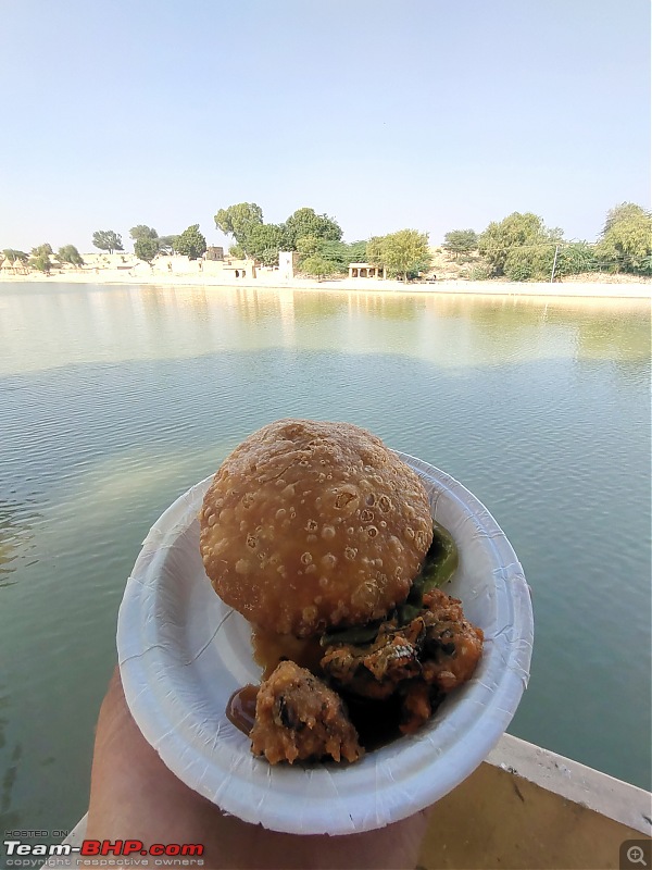 Bangalore to Rajasthan in a Jeep Compass-kachori-lake.jpg