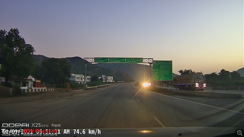 Bangalore to Rajasthan in a Jeep Compass-exxiting-udaipur.jpg