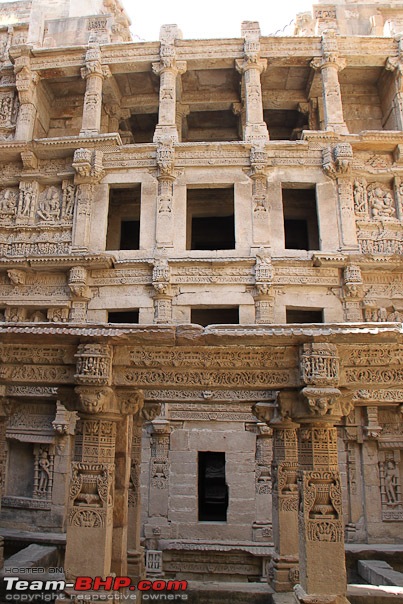 Kutch Kutch Hota Hai - Into Heart Of The Little Rann-rani_vav_bottom.jpg