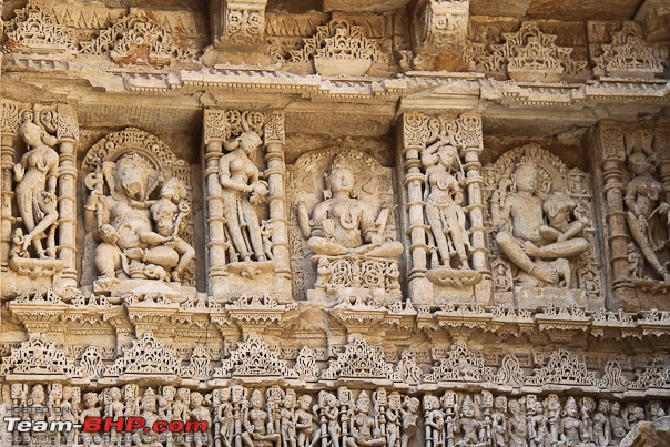 Kutch Kutch Hota Hai - Into Heart Of The Little Rann-rani_vav_sculpt_panels.jpg