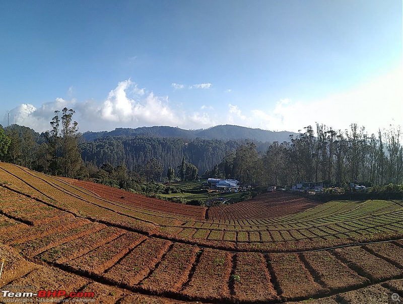 With my Royal Enfield Interceptor 650 in Ooty-pano_20220119_163928.jpg