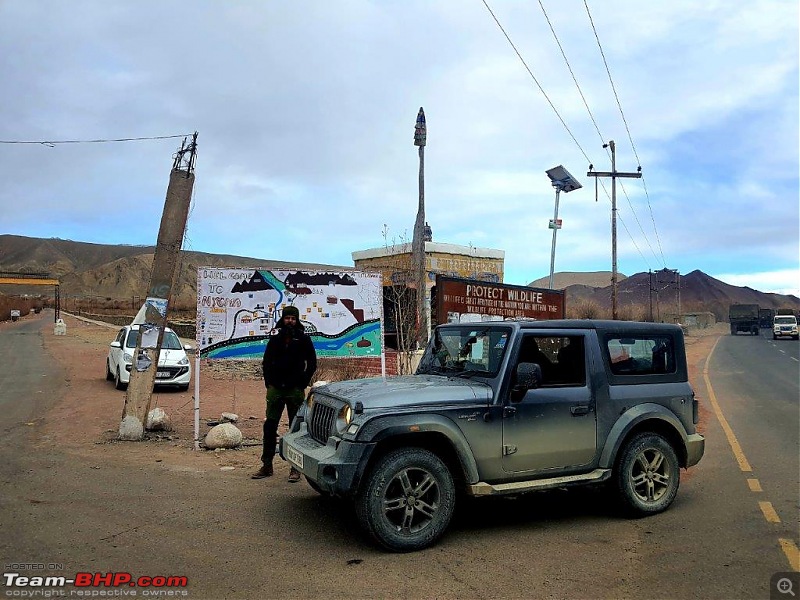 Ladakhi Winter in an Automatic Petrol Thar-20220119_163341.jpg