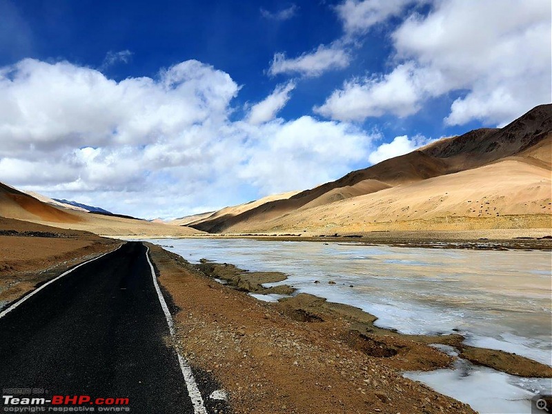 Ladakhi Winter in an Automatic Petrol Thar-20220120_130408.jpg