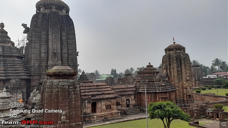 Zoomcar’ing in ‘Golden Triangle’ of Odisha, the soul of Incredible India-od-trip-part1-pic12-lingaraja-temple-back.jpg
