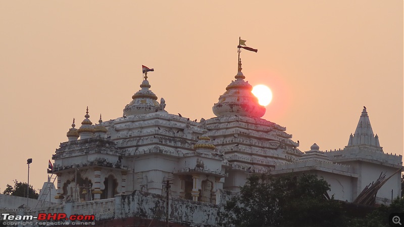 Zoomcar’ing in ‘Golden Triangle’ of Odisha, the soul of Incredible India-pic23-sun-forming-aura.jpg