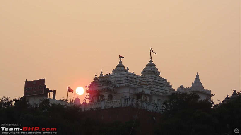 Zoomcar’ing in ‘Golden Triangle’ of Odisha, the soul of Incredible India-pic25-parting-shot-sun.jpg