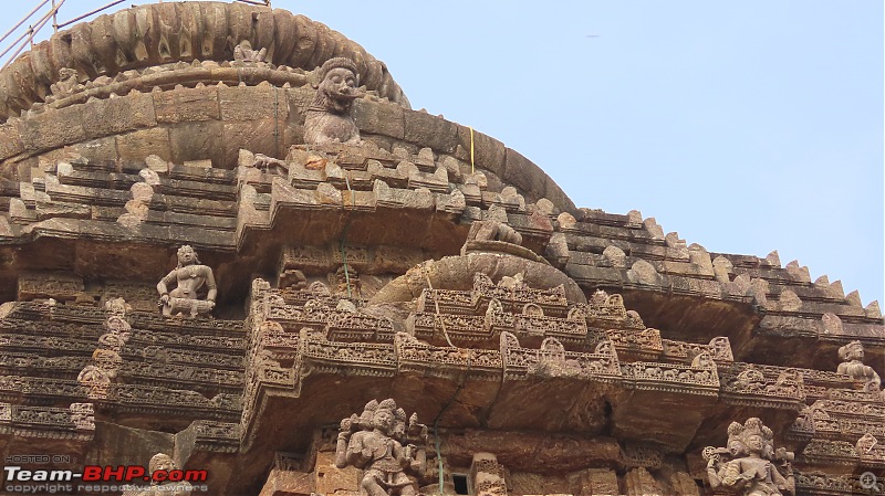 Zoomcar’ing in ‘Golden Triangle’ of Odisha, the soul of Incredible India-pic23-view-both-kanti-gaps-beki-carvings.jpg