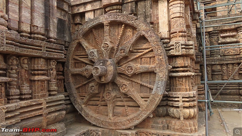 Zoomcar’ing in ‘Golden Triangle’ of Odisha, the soul of Incredible India-pic30-wheel-sun-temple-konark.jpg