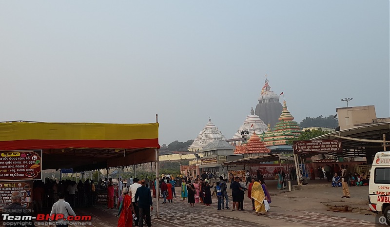 Zoomcar’ing in ‘Golden Triangle’ of Odisha, the soul of Incredible India-pic13-jagannath-temple.jpg