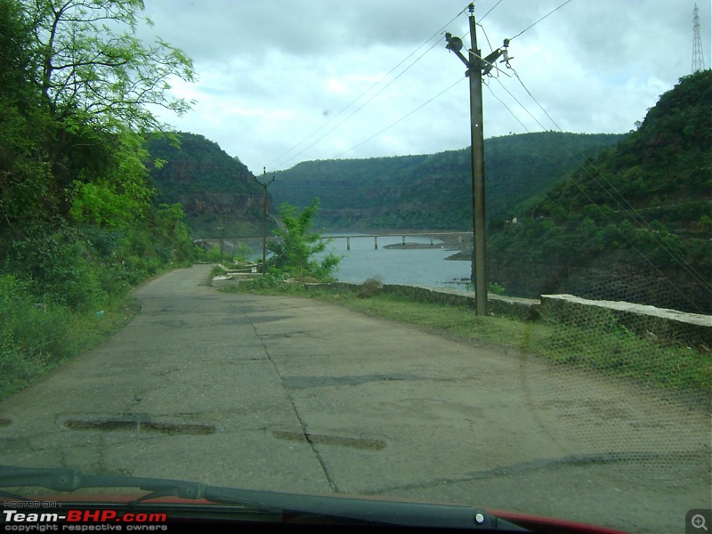 Srisailam, the forest and hills surrounding and the Tungabhadra : A cherished trip-srisailam_hills-2.jpg