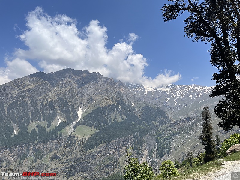 Mumbai - Jibhi - Jalori - Manali - Rohtang - Sissu | A 4500 km road-trip in an Isuzu V-Cross-rohtand-drive1.jpeg