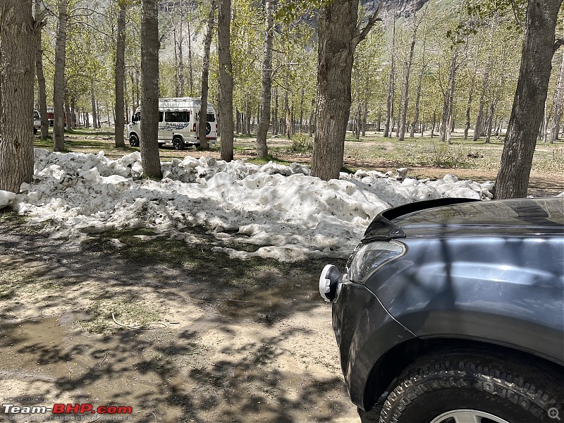 Mumbai - Jibhi - Jalori - Manali - Rohtang - Sissu | A 4500 km road-trip in an Isuzu V-Cross-sissu-snow-parking.jpeg