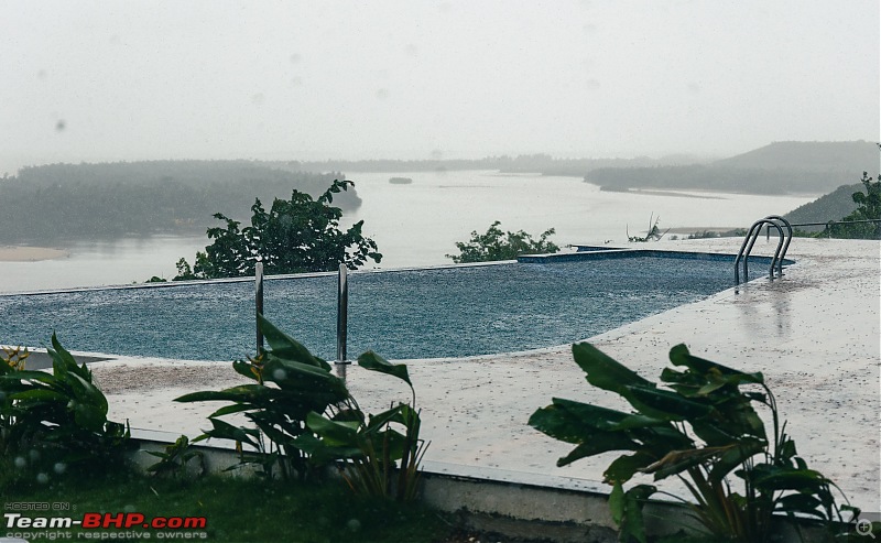 Mutton Thalis, Beaches and Rains - A Monsoon Drive to Coastal Maharashtra-rains-lashing-sea-horizon.jpg