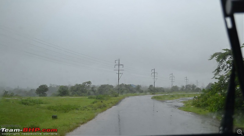 16 cars & a wet tarmac - 1800 Km of Monsoon Drive to Konkan Coast from Bangalore-d1_bt1b.jpg