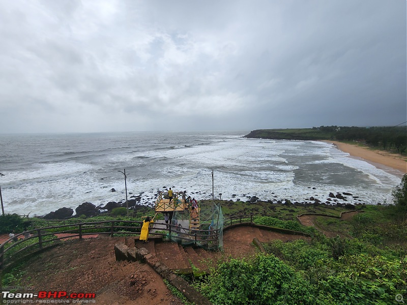 16 cars & a wet tarmac - 1800 Km of Monsoon Drive to Konkan Coast from Bangalore-w3.jpg