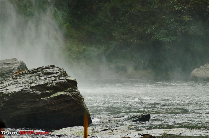 Athirampilly and Vazhachaal waterfalls-dsc_0211-medium.jpg