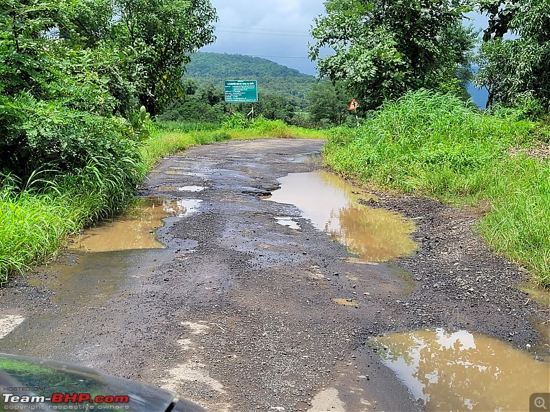 Rain-drenched Maharashtra and an Old Car-20220917_115112.jpg