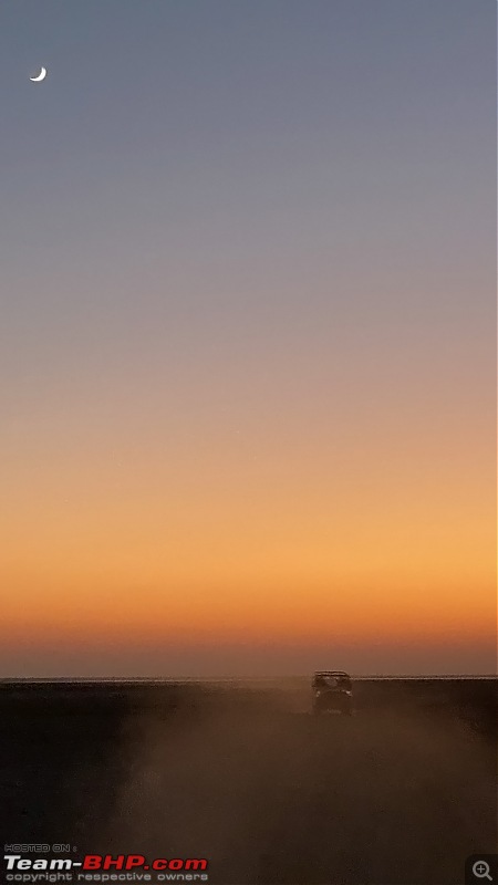 Little Rann of Kutch: Photolog-sunset-moon.jpg